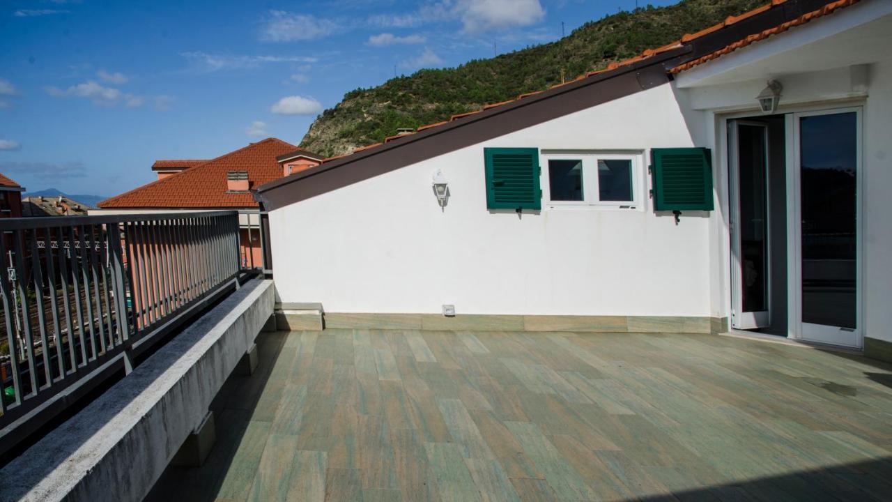 009 - Attico Sant'Anna Vista Mare 150M Dalla Spiaggia Con Terrazza Privata Daire Sestri Levante Dış mekan fotoğraf